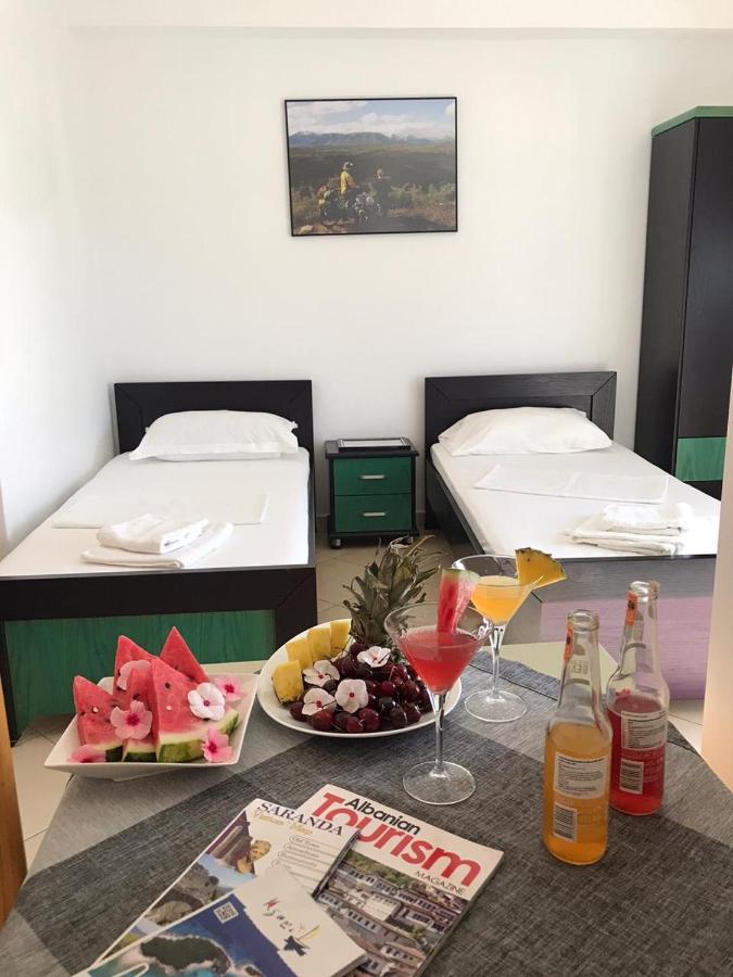 Family Hotel Haruni 卡萨米尔 外观 照片