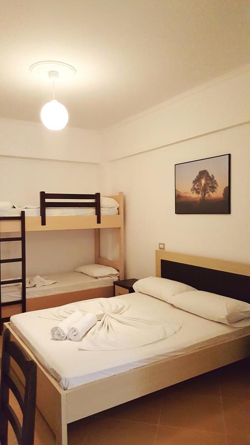 Family Hotel Haruni 卡萨米尔 外观 照片