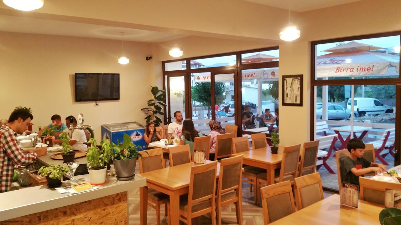 Family Hotel Haruni 卡萨米尔 外观 照片